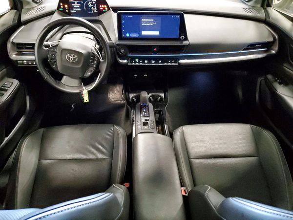 2024 TOYOTA PRIUS