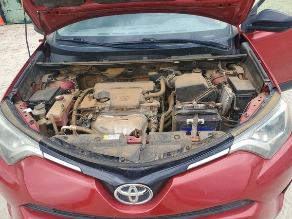 2016 TOYOTA RAV4 LE (X Grade) — Engine bay