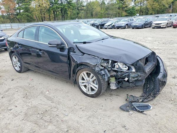 2013 VOLVO S60