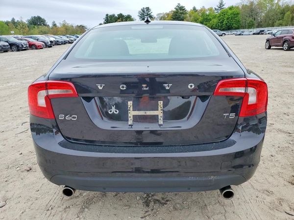 2013 VOLVO S60