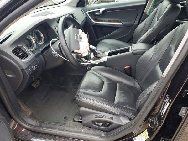 2013 VOLVO S60