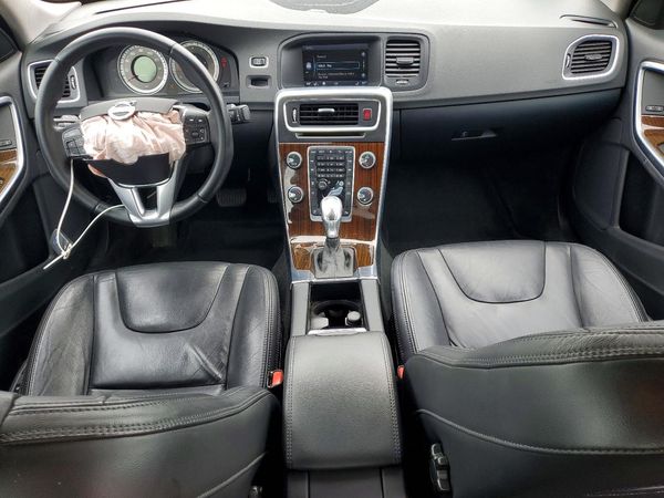 2013 VOLVO S60