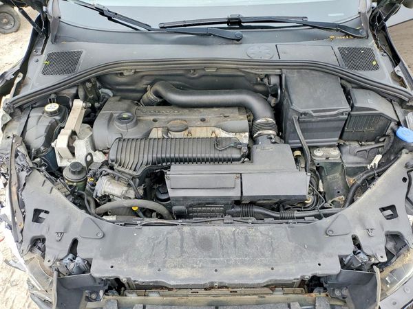 2013 VOLVO S60