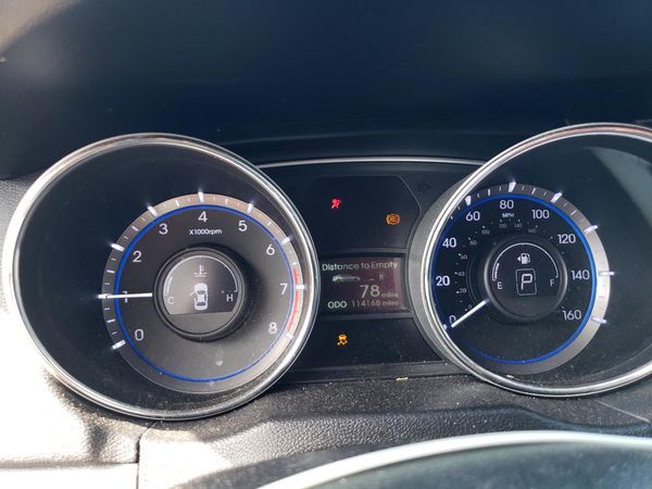 2013 HYUNDAI SONATA