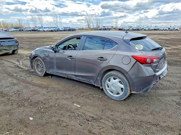 2015 MAZDA 3 Touring/GS