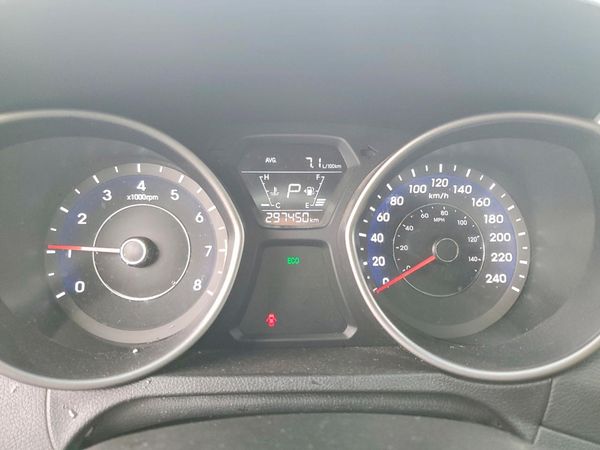 2015 HYUNDAI ELANTRA GLS(Middle)