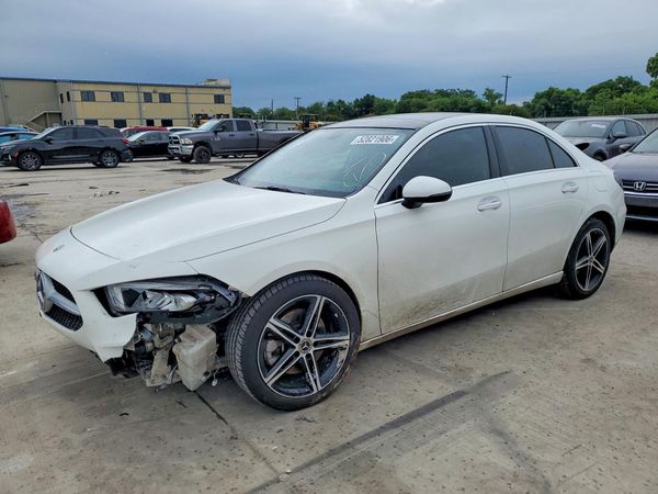 2019 MERCEDES-BENZ A A220