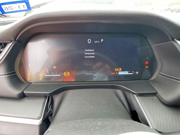 2025 JEEP GRAND CHEROKEE Laredo, Altitude