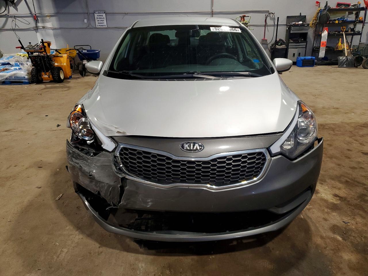 2016 KIA FORTE GL (Middle-Low Grade)