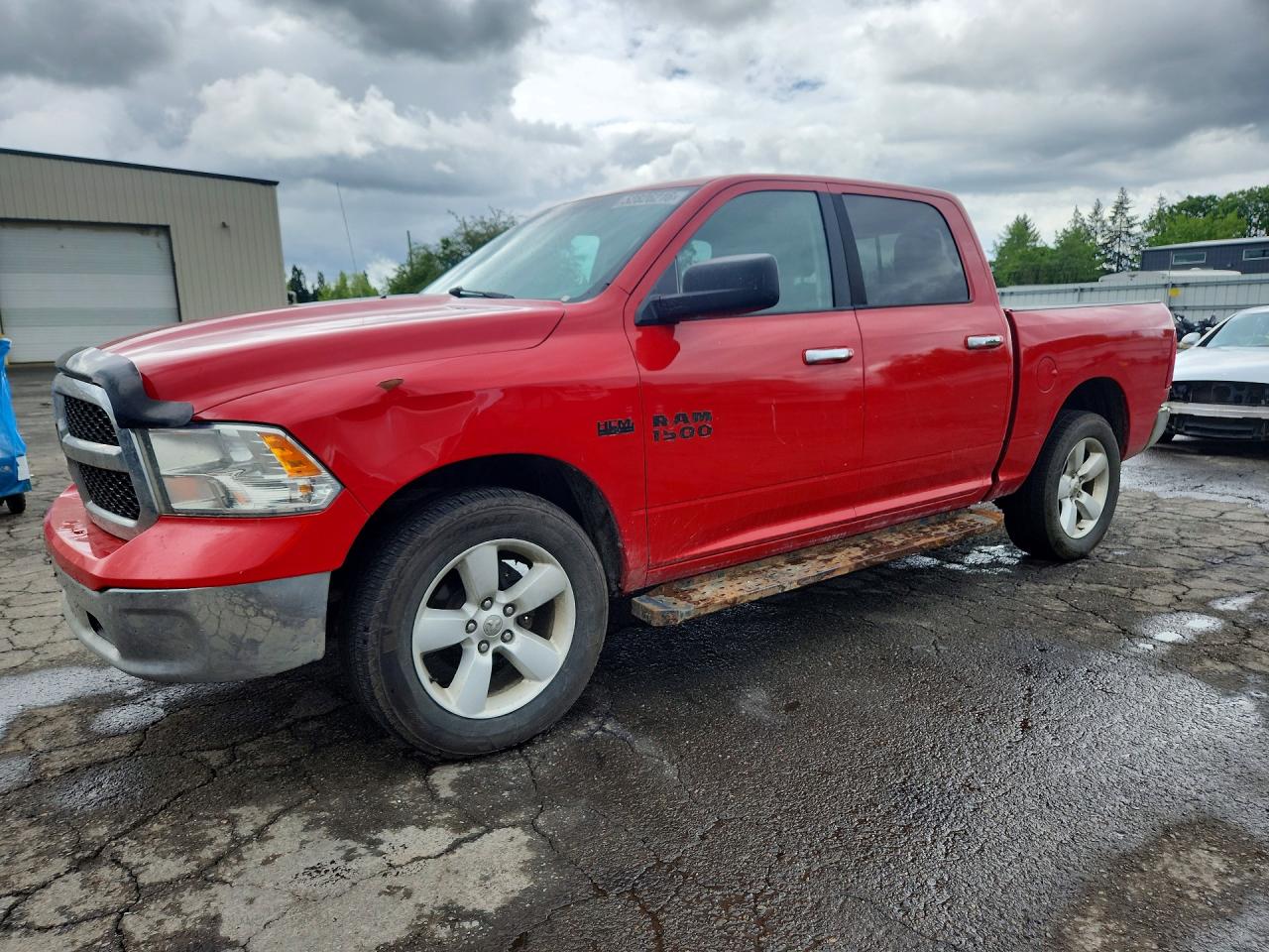 2016 RAM 1500 SLT CREW CAB 4X4