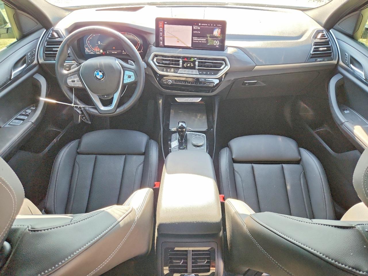 2024 BMW X4 xDrive30i