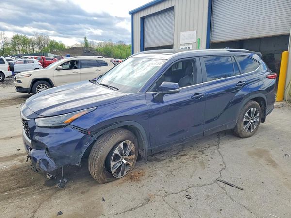 2023 TOYOTA HIGHLANDER