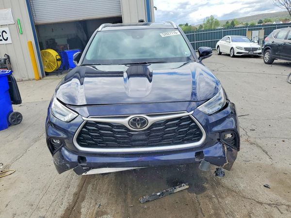 2023 TOYOTA HIGHLANDER