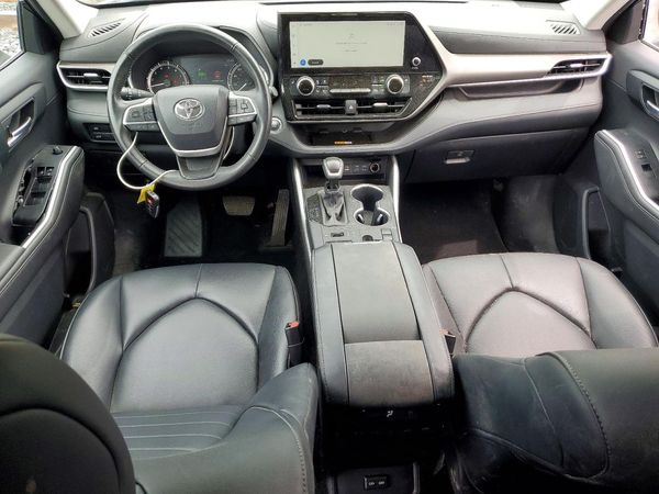 2023 TOYOTA HIGHLANDER