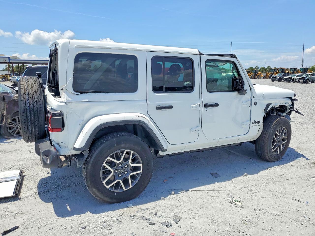 2026 JEEP WRANGLER 4-DOOR SAHARA