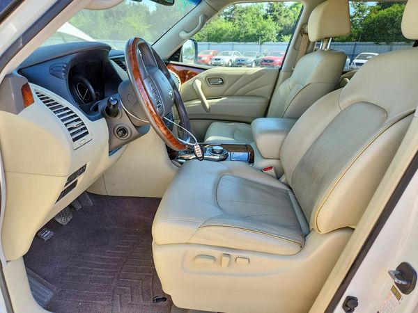 2017 INFINITI QX80