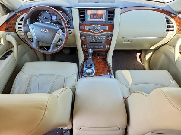 2017 INFINITI QX80