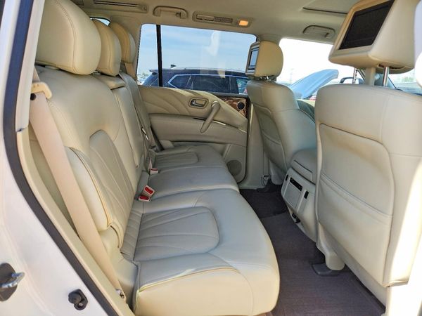 2017 INFINITI QX80