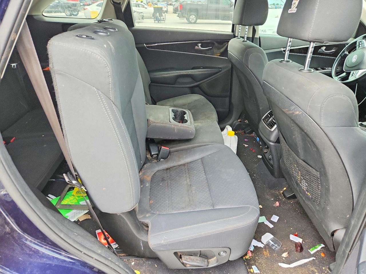 2020 KIA SORENTO L, LX, S