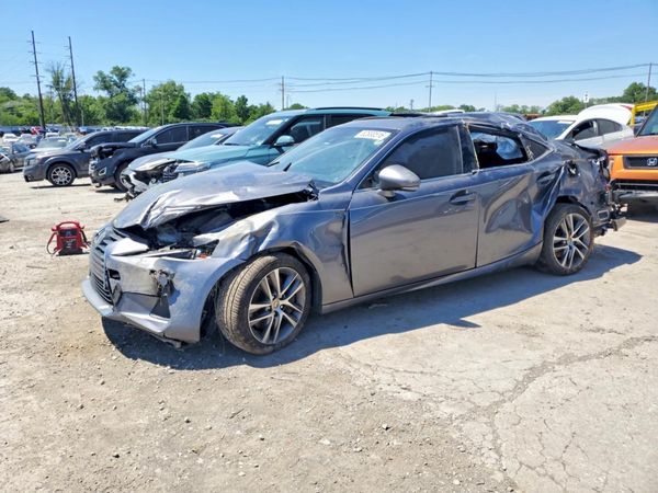 2018 LEXUS IS 300