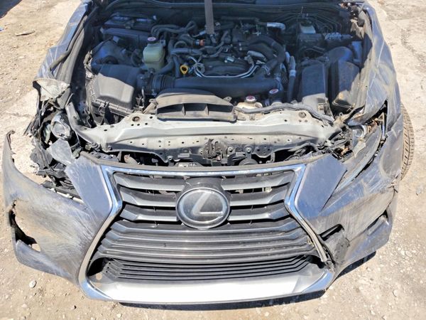 2018 LEXUS IS 300