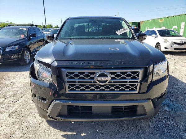 2022 NISSAN FRONTIER Crew Cab