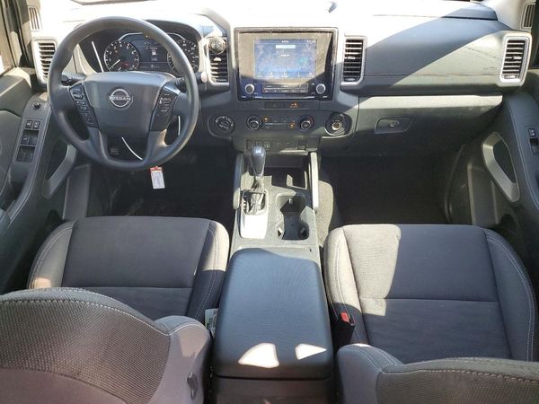 2022 NISSAN FRONTIER Crew Cab
