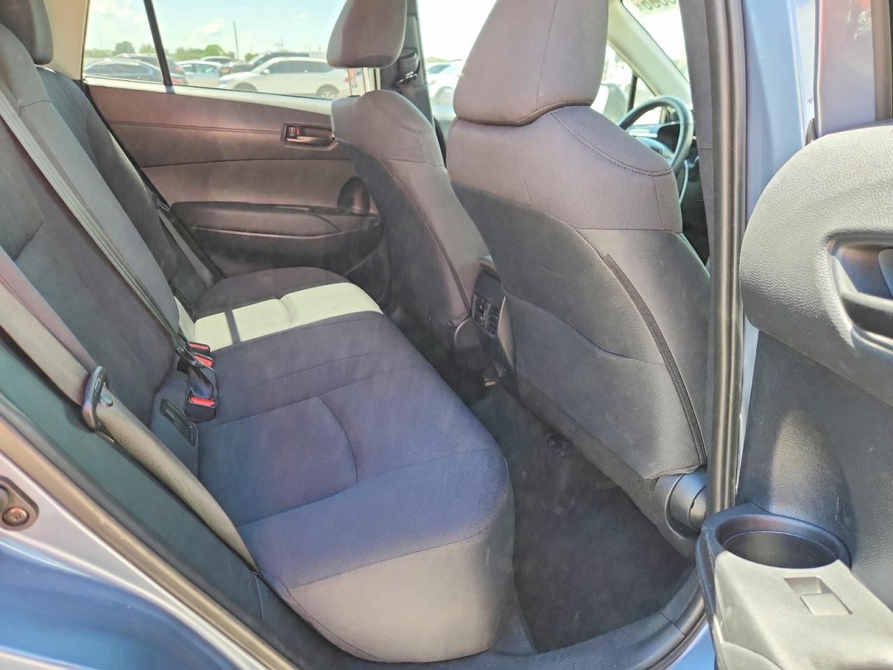 2024 TOYOTA COROLLA CROSS LE