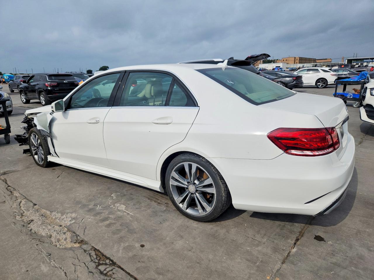 2014 MERCEDES-BENZ E