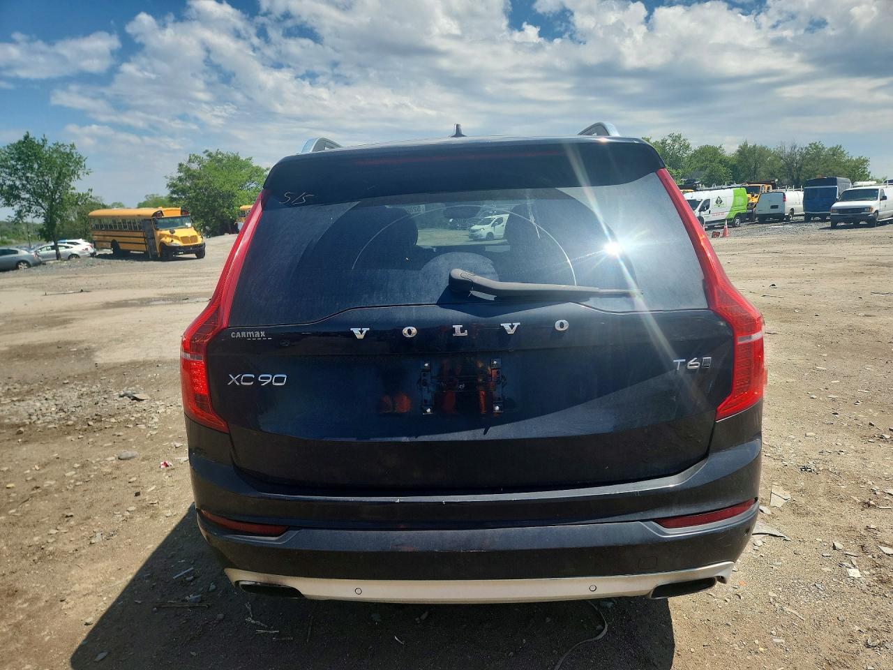 2016 VOLVO XC90 SV42 Momentum
