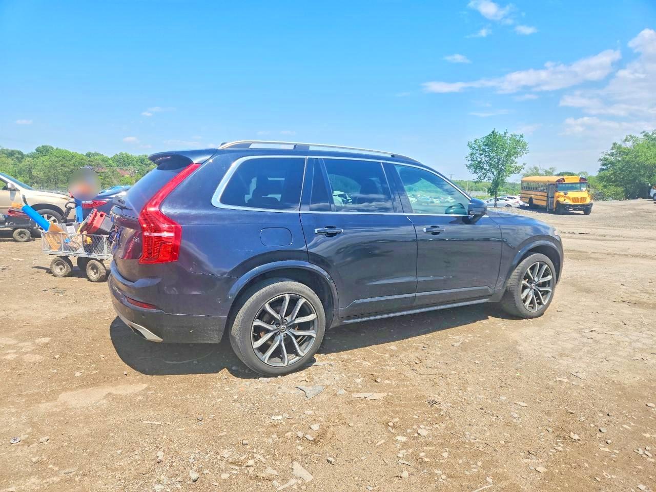 2016 VOLVO XC90 SV42 Momentum
