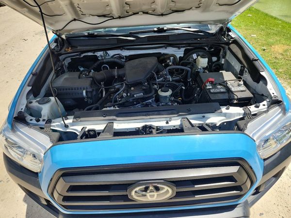 2022 TOYOTA TACOMA SR5