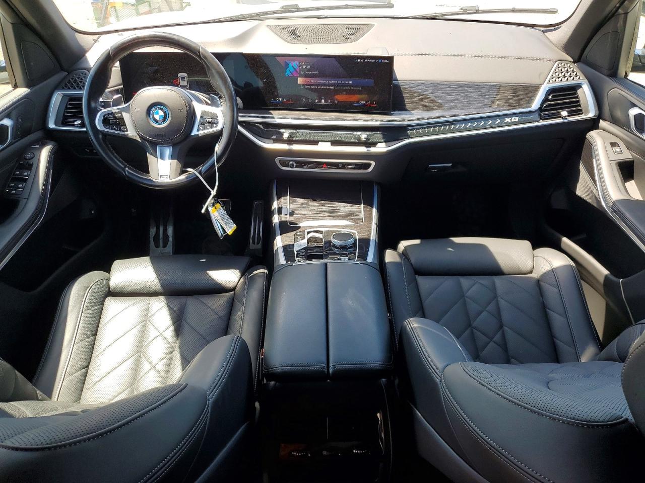 2024 BMW X5 xDrive50e