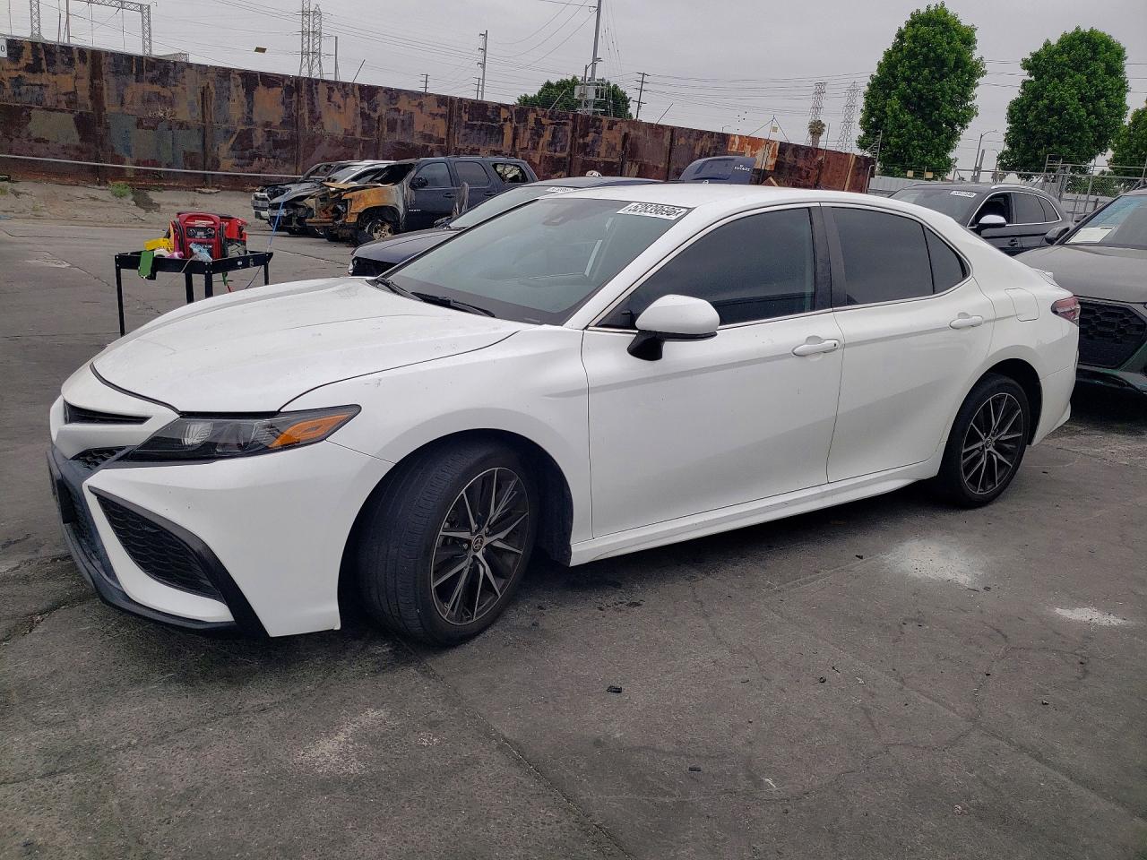 2021 TOYOTA CAMRY
