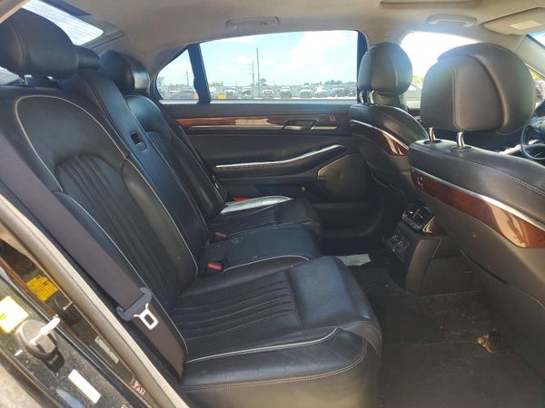 2017 GENESIS G90 3.3T Premium