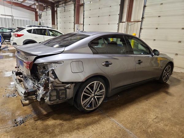 2016 INFINITI Q50