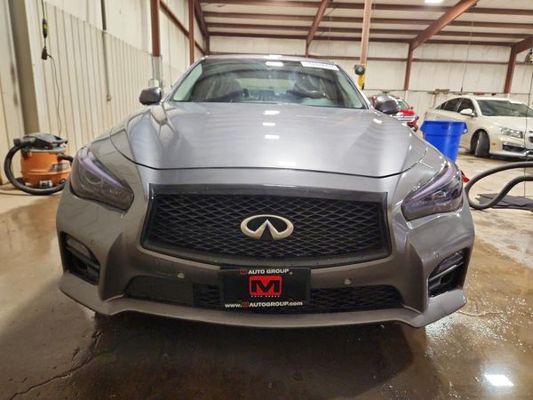 2016 INFINITI Q50
