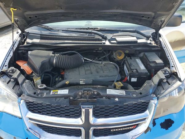 2019 DODGE GRAND CARAVAN SE