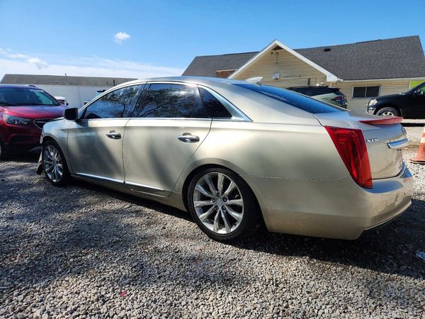 2016 CADILLAC XTS Standard