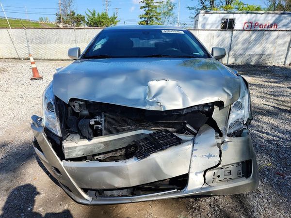 2016 CADILLAC XTS Standard