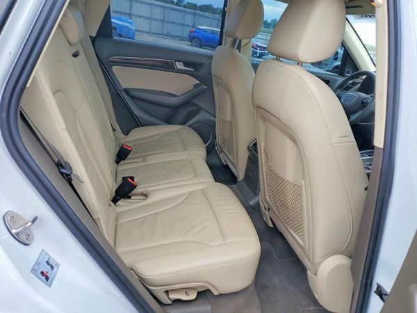 2016 AUDI Q5 quattro Premium Plus