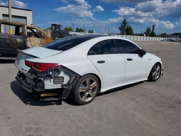 2020 MERCEDES-BENZ CLA