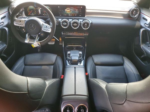 2020 MERCEDES-BENZ CLA