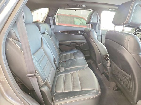 2016 KIA SORENTO SX / SX Limited
