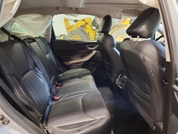 2022 SUBARU FORESTER Limited