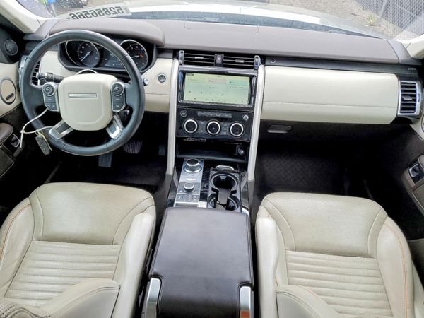 2017 LAND ROVER DISCOVERY HSE Luxury