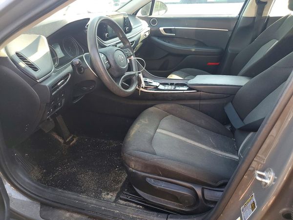 2021 HYUNDAI SONATA SE