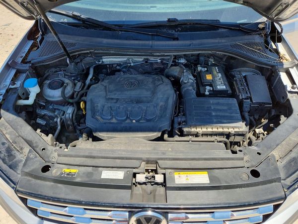 2021 VOLKSWAGEN TIGUAN SE, SE R-Line Black, SEL