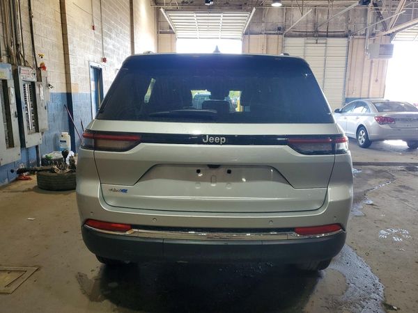 2025 JEEP GRAND CHEROKEE