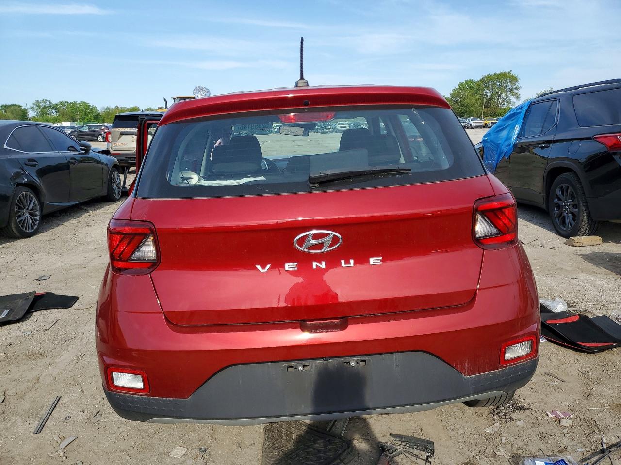 2024 HYUNDAI VENUE SE